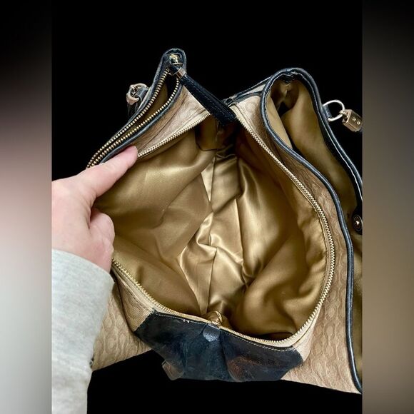 Coach Signature Madison Cafe Carryall - Picture 13 of 16